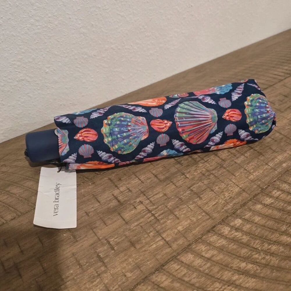 Vera Bradley Essential Umbrella Seashell-ebrate Seashells Navy NWT